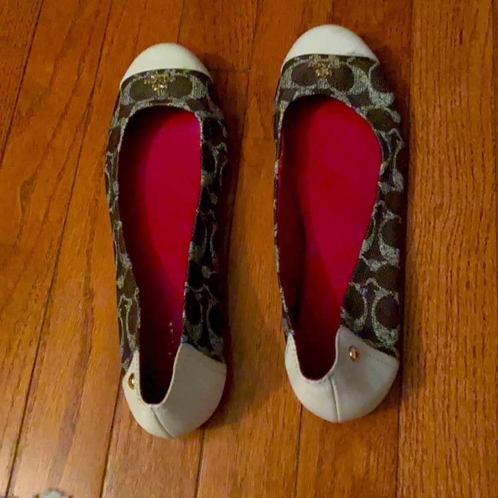 Coach Chelsea Ballet Flats Size 8 1/2